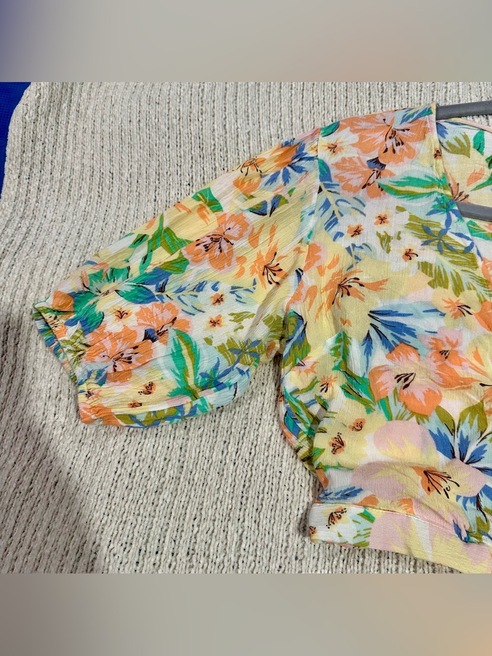 Billabong Too Cute Crop Top - medium - Picture 3 of 8